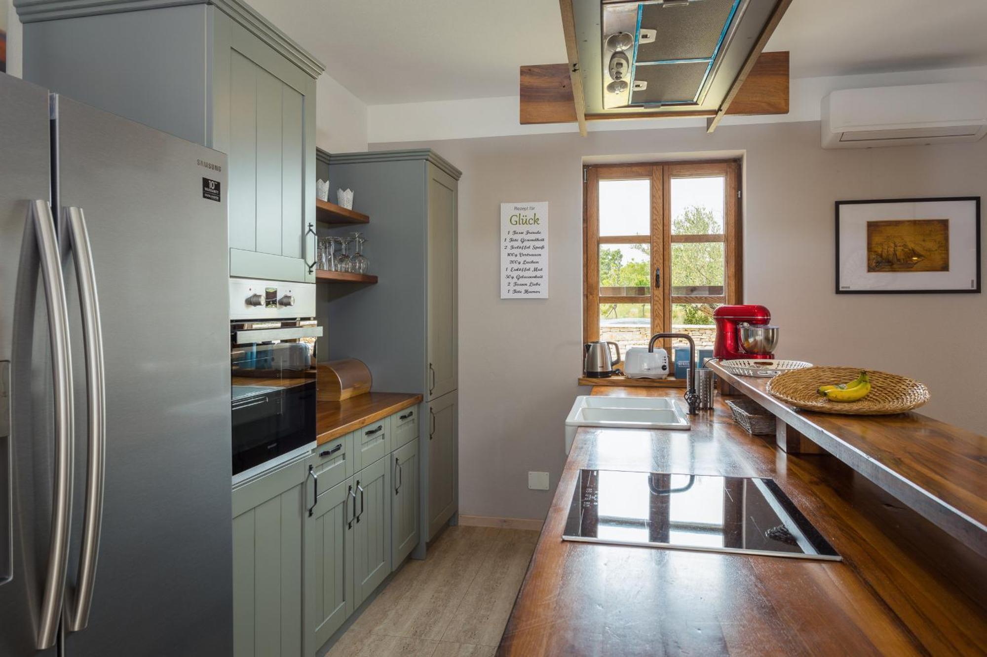 Villa Cirka In Central Istria For 14 Persons With Pool Heating & Pool Table Svetvinčenat المظهر الخارجي الصورة