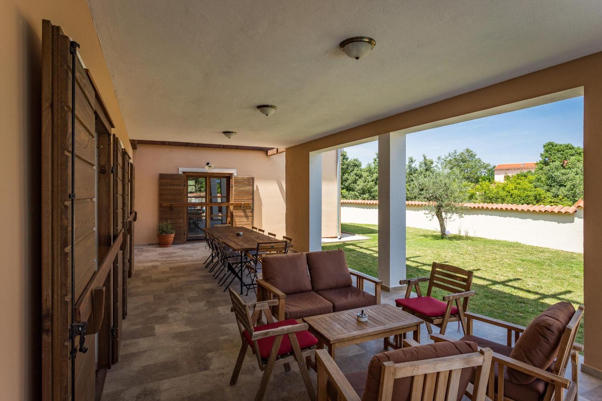 Villa Cirka In Central Istria For 14 Persons With Pool Heating & Pool Table Svetvinčenat المظهر الخارجي الصورة